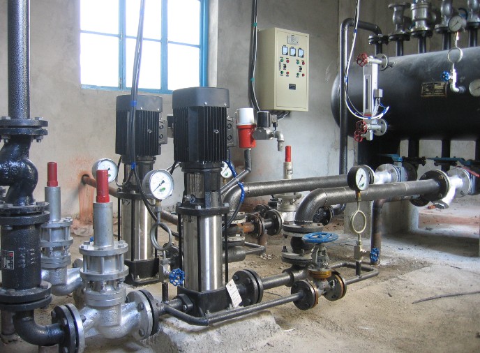  密闭式蒸汽冷凝水回收系统